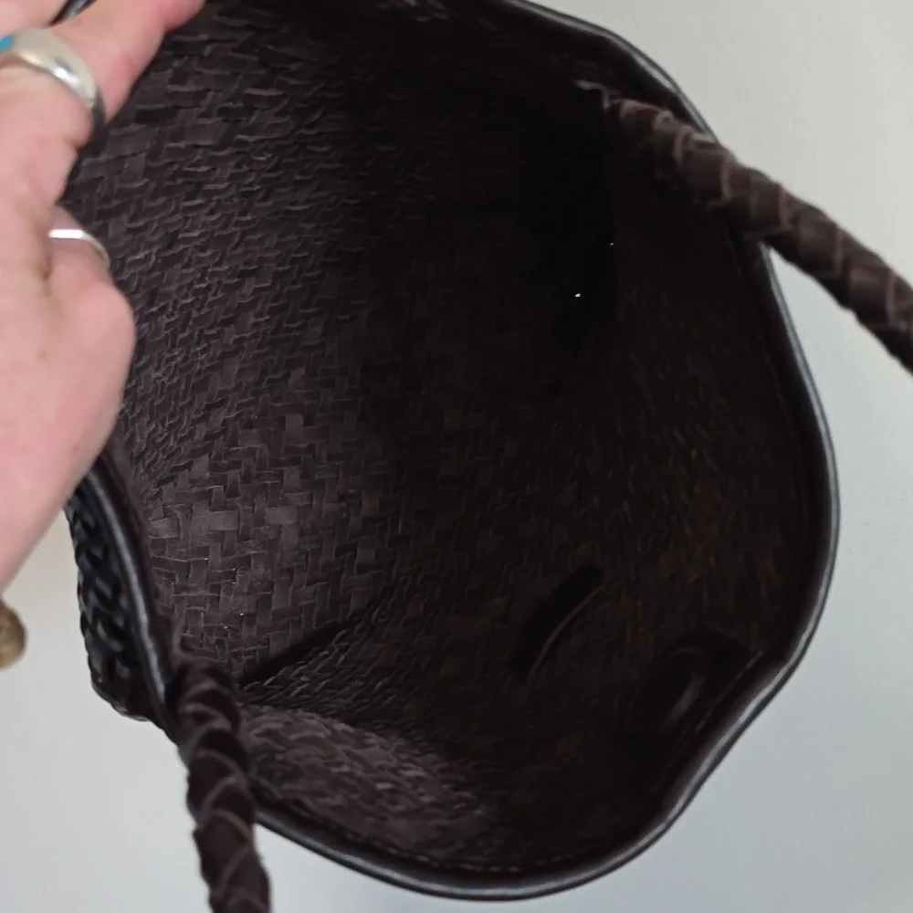 Madewell The Handwoven Shoulder Bag - Picture 8 of 10